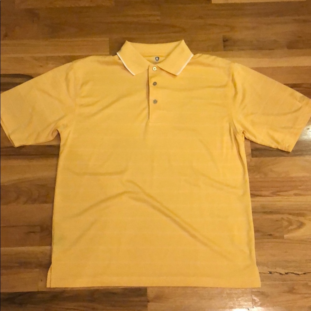 Pro Tour Polo • Medium • New without tags